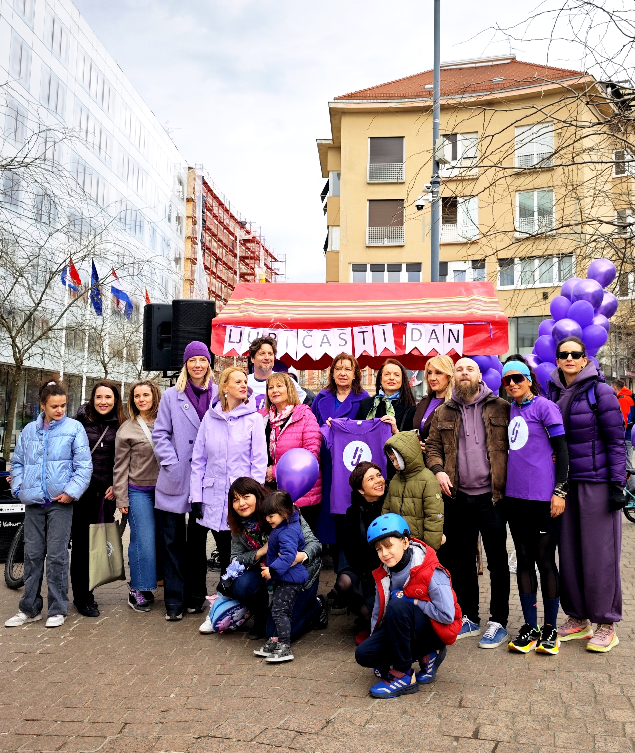 Zagreb obilježio Ljubičasti dan!